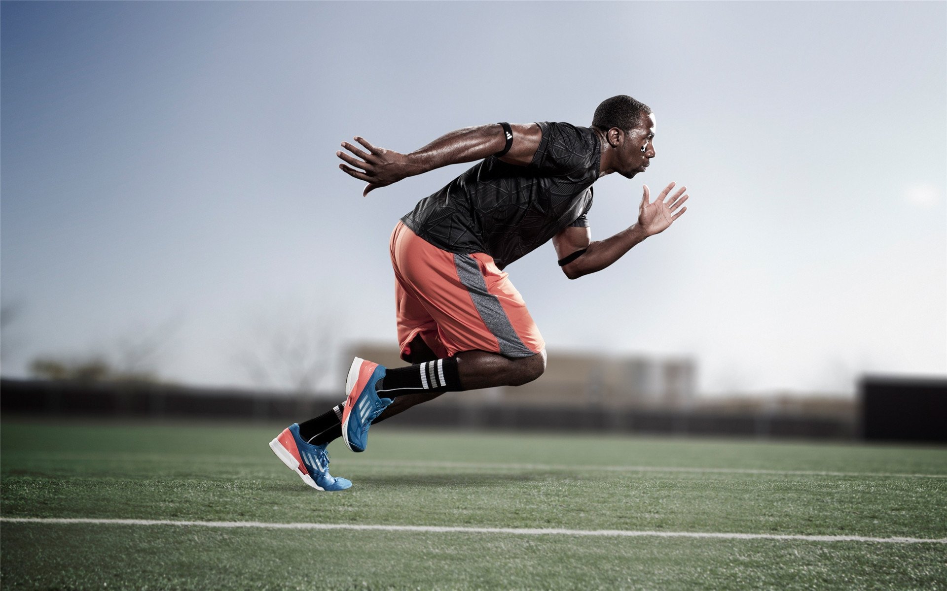 开云下载-单骑破重围！奥斯梅恩血性接管比赛，非洲雄鹰的FIFA排名保卫战惨烈收场